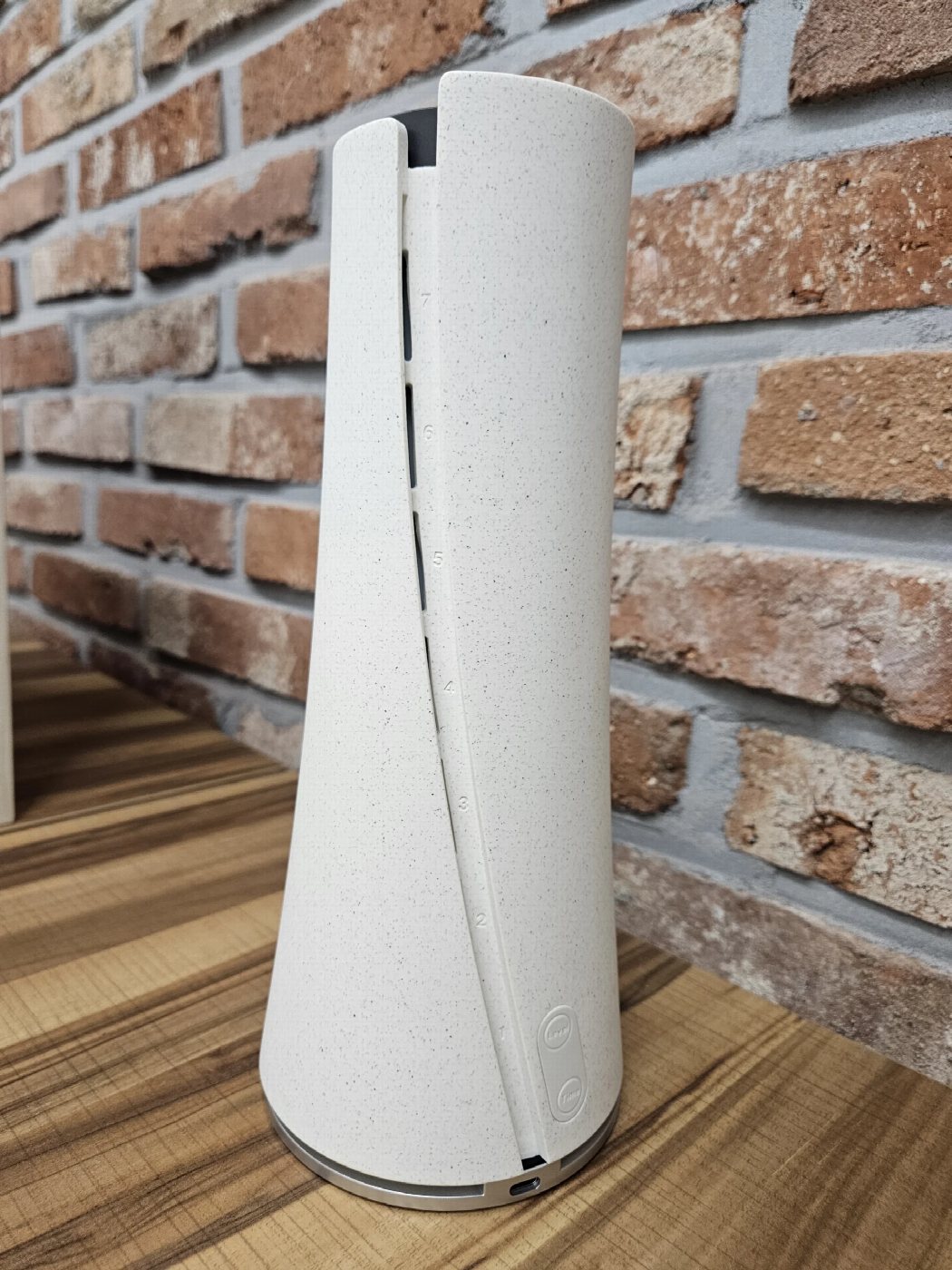 NANO-30CA 기기형 발향기 향료 공병 장착 모습
